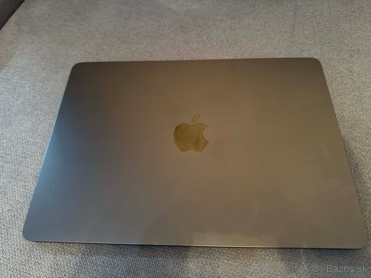 Apple MacBook Air 13" (2024) 8gb,256gb polnocny + obal - 2