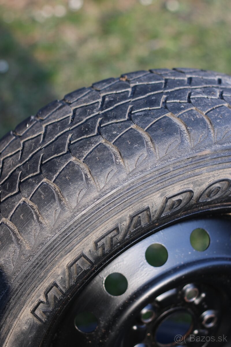 Predám 215/65 R16 5x114.3 4ks - 2