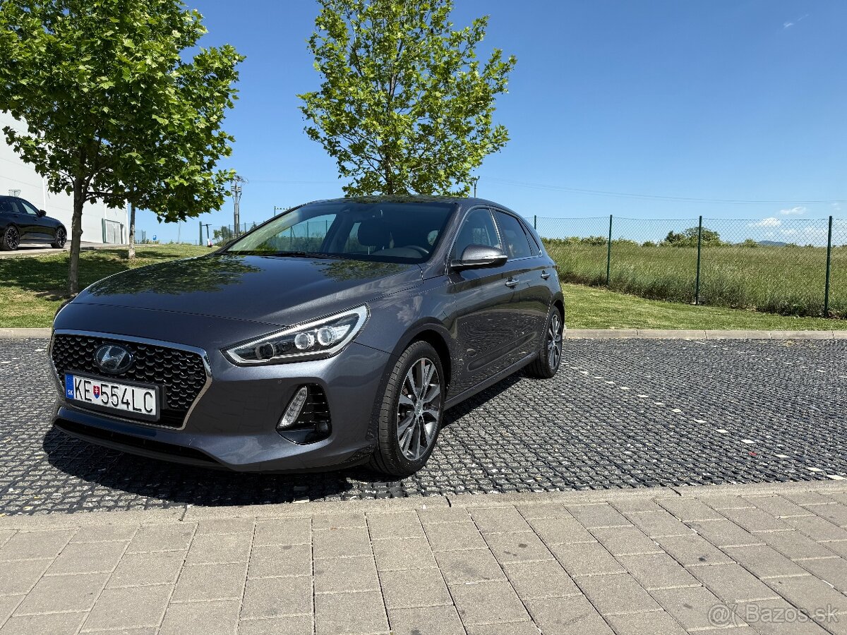 Predám Hyundai i30 hatchback - 2