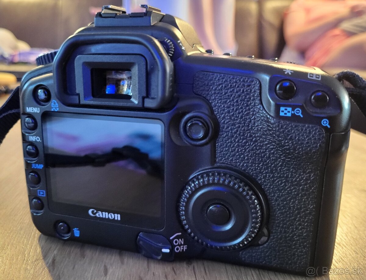 Canon EOS 30D - 2