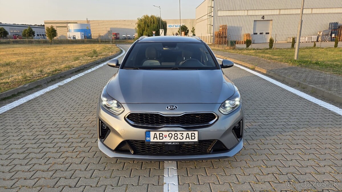 Kia CEED SW 1,6 CRDi GT-line automat - 2