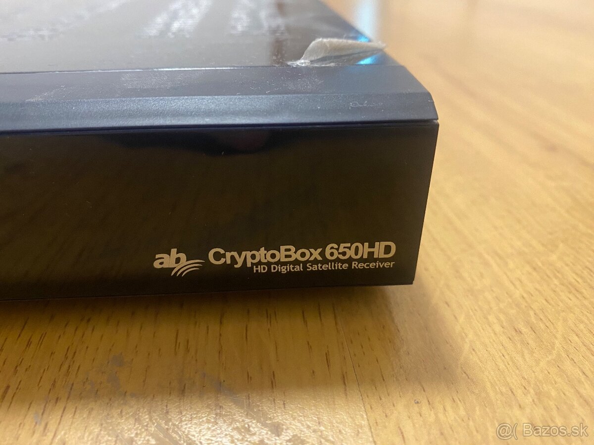 Digitálny satelitný prijímač ab Cryptobox 650HD. - 2