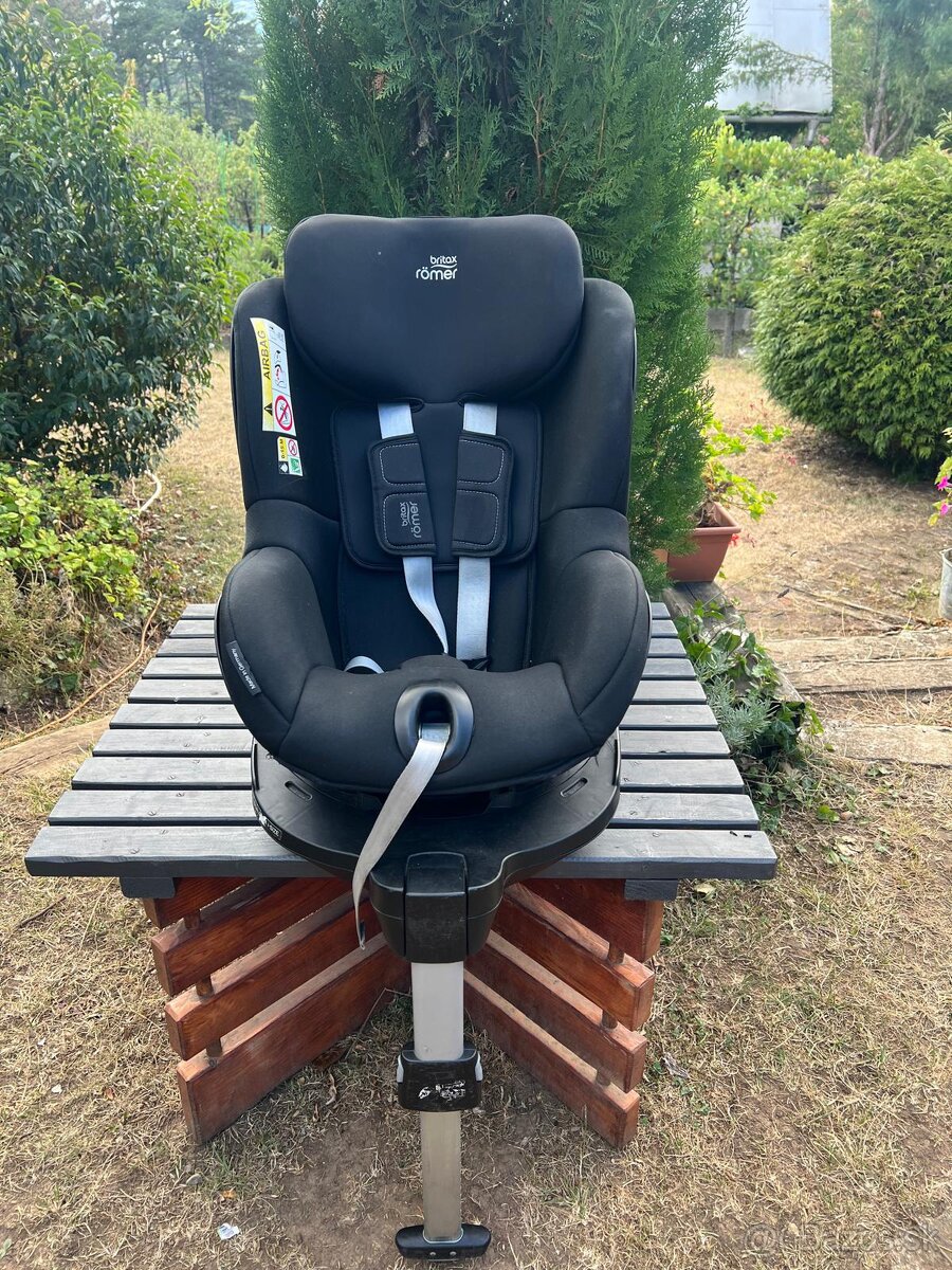 BRITAX-ROMER Autosedačka Dualfix M Plus Midnight Grey - 2