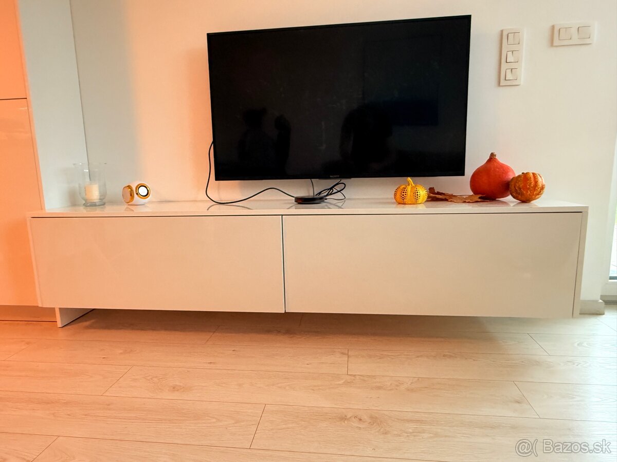 Tv skrinka - 2