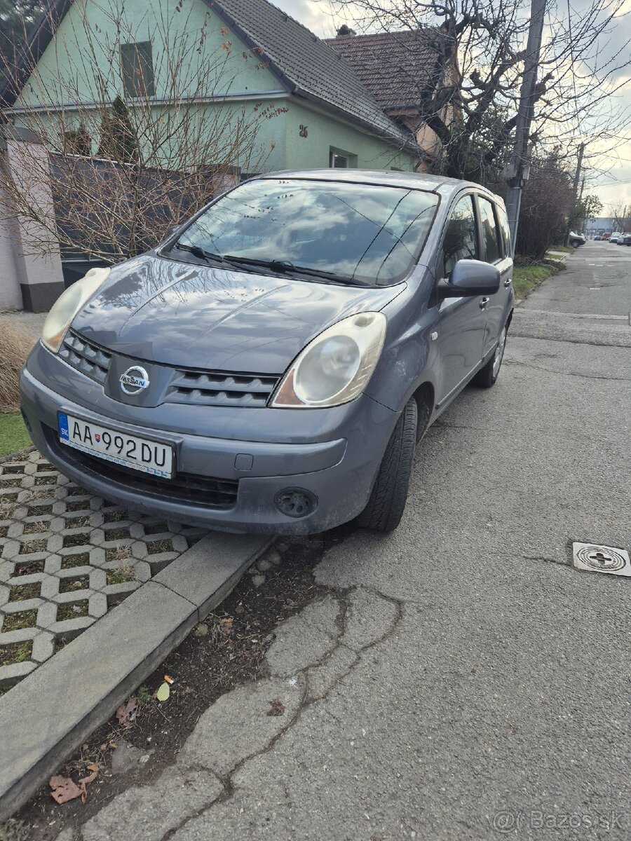 Predám Nissan Note 1 majiteľ STK/EK 11.2026 najazd 128 tisic - 2
