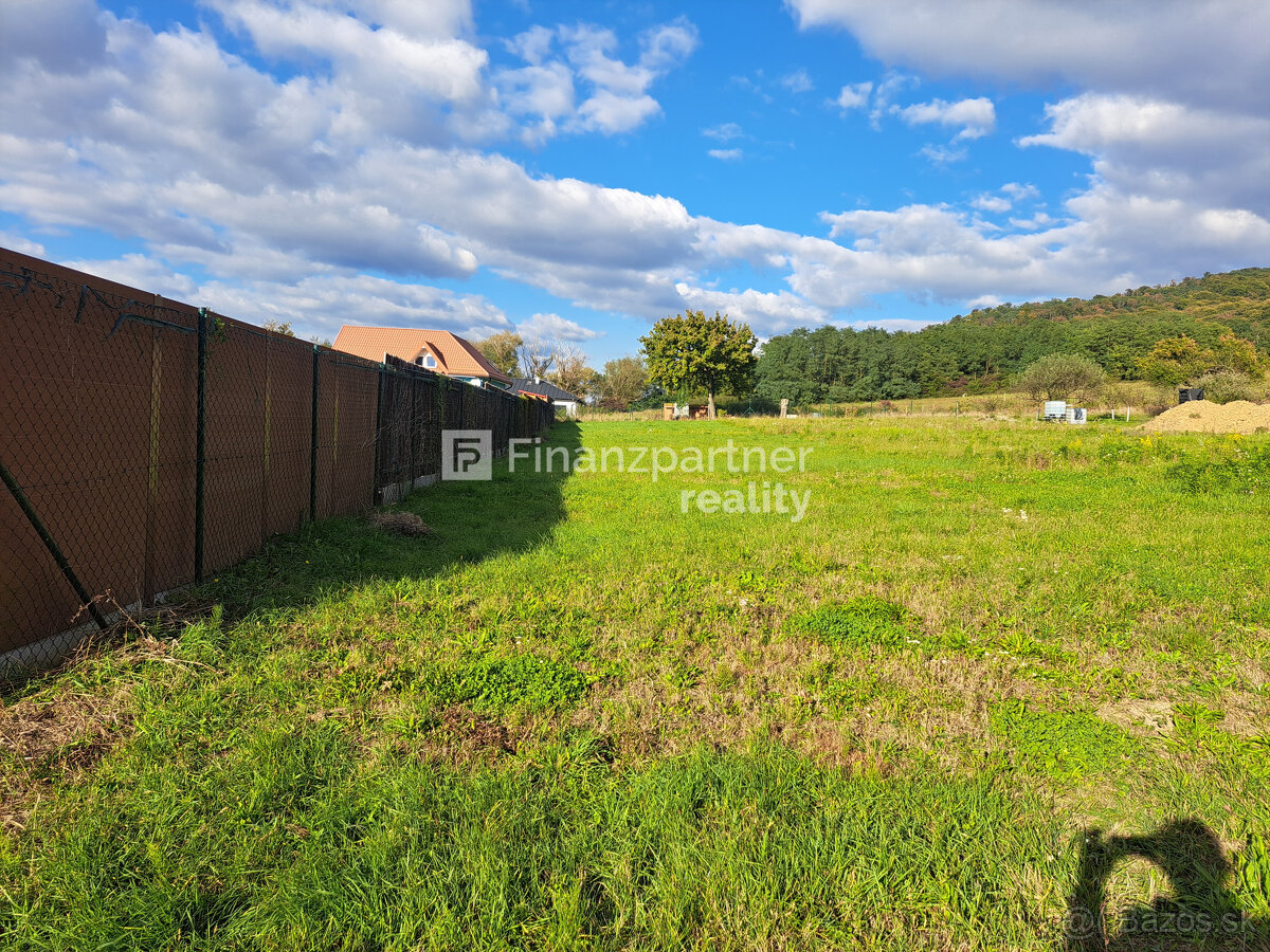 PREDAJ - SLNEČNÝ POZEMOK V JASENOVE – IDEÁLNE MIESTO PRE VÁŠ - 2