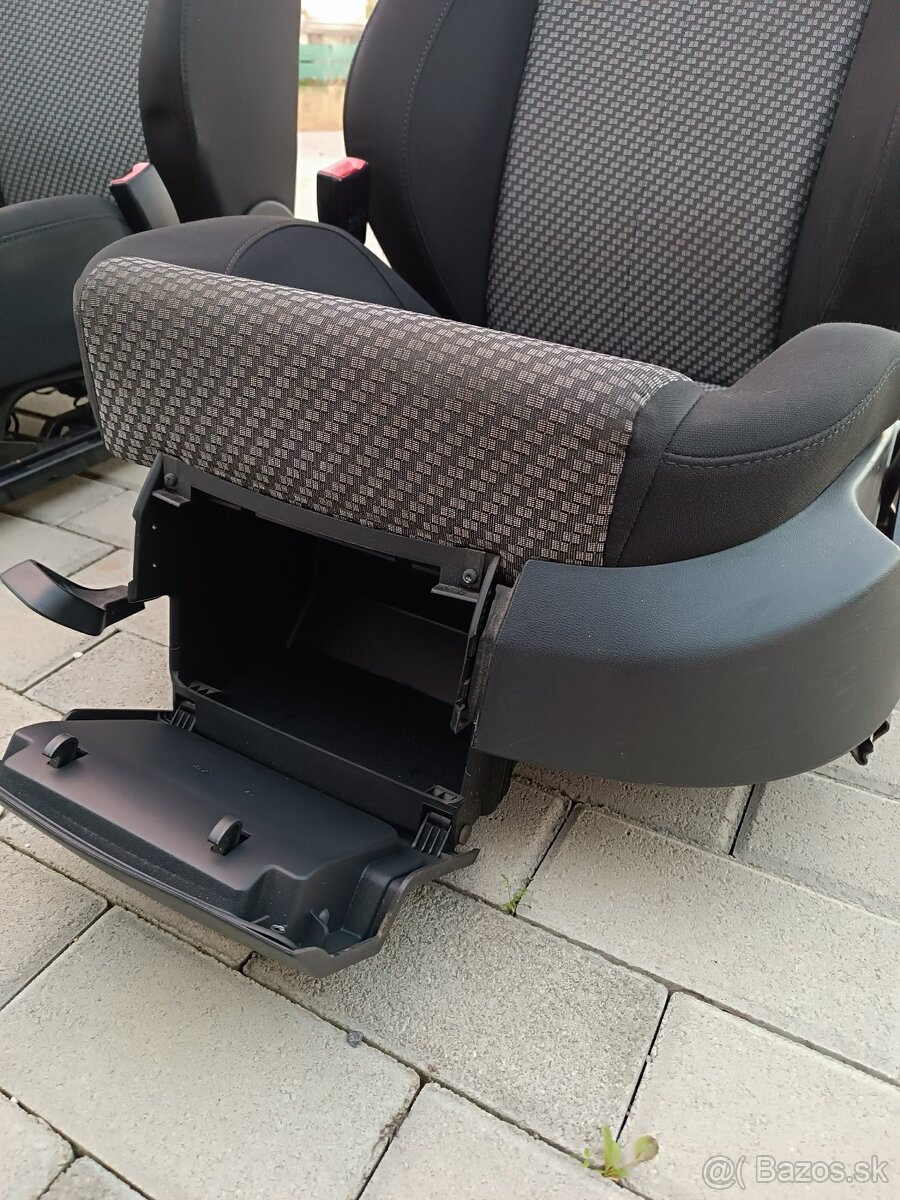 Predám športové sedačky pre seat leon - 2