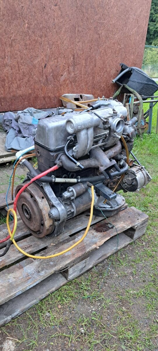 Predám motor Mercedes piano 2,2 - 2