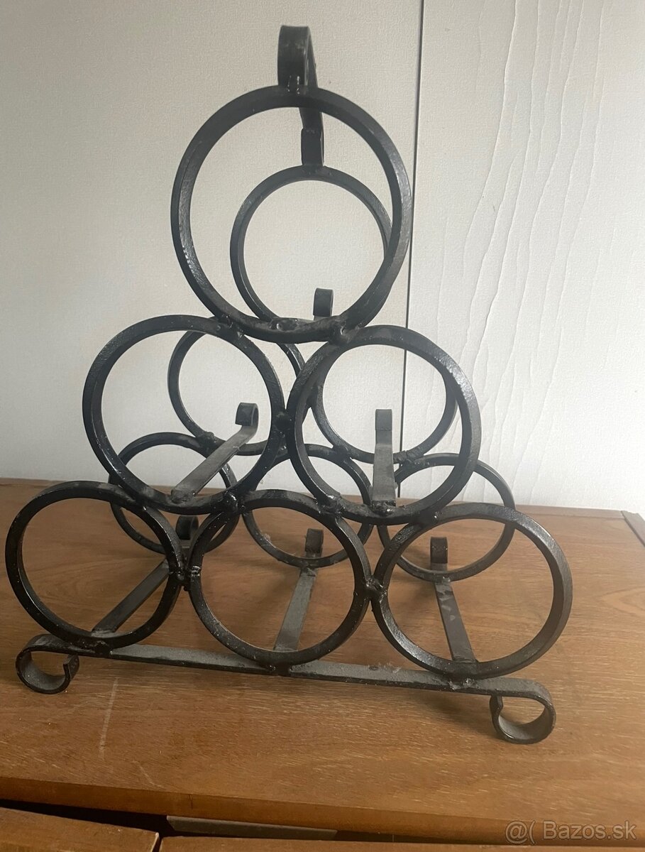 Predám kovovy stojan na víno - 2