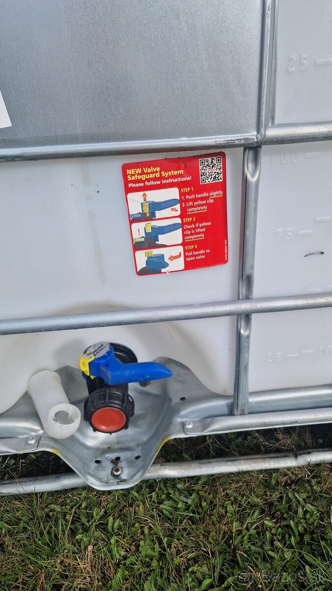 Predám IBC 1000l nádrž - 2