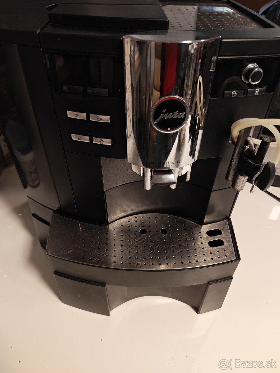 KÁVOVAR JURA XS90 - 2