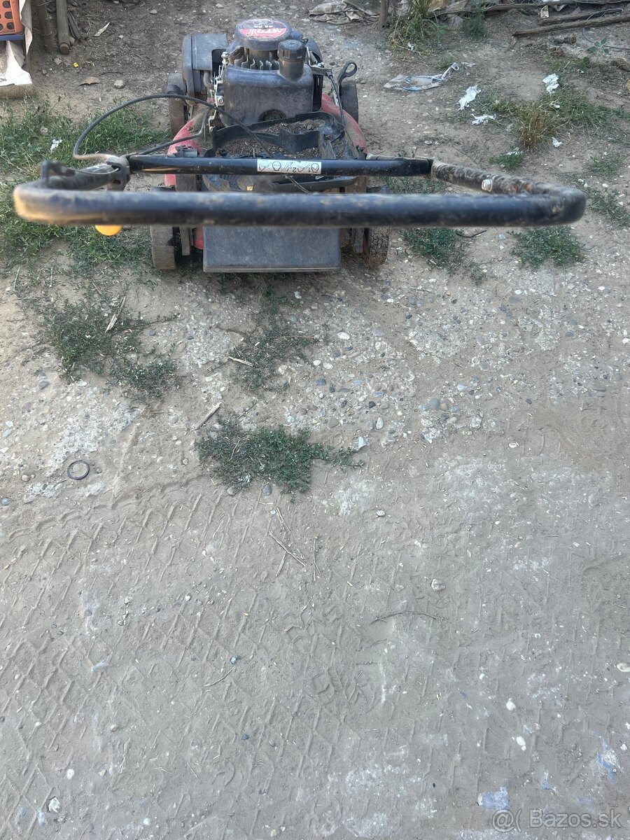 Predám nefunkčnú kosačku MTD 48 Po - 2