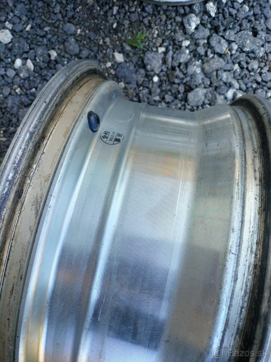 4ks alu disky orig. Mitshubishi 6x139,7 r17