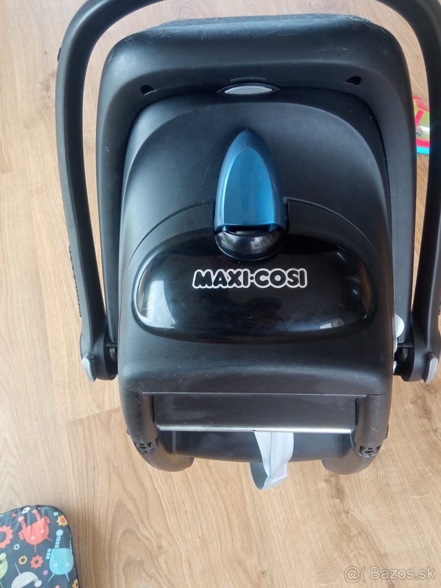 Autosedacka Maxi-Cosi CabrioFix + Matrac - 2