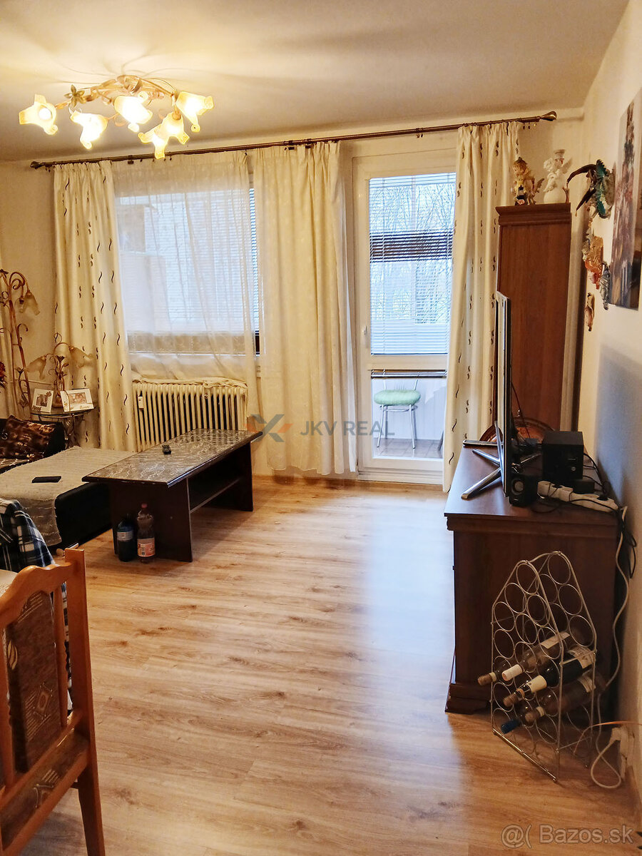 Mimoriadna Ponuka: Extrémne Priestranný 5-izbový Byt s Balkó - 2