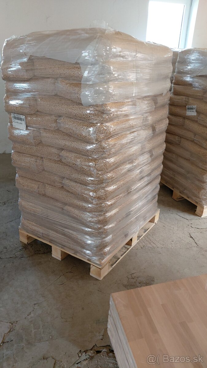 Pelety A1, HD+, A1+, Smrek, Dub, Borovica, Buk, Uhlie - 2