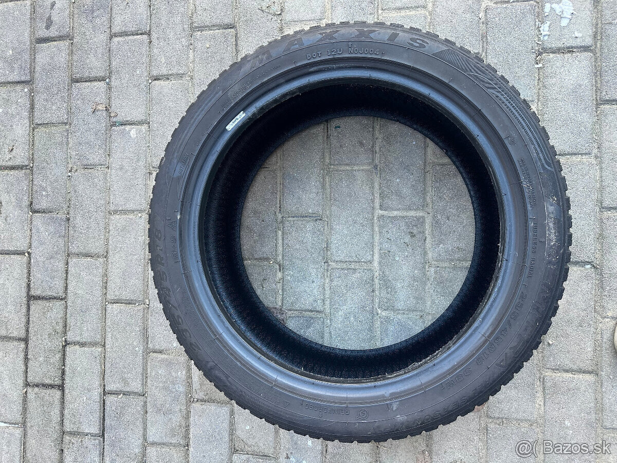 2x Maxxis Premitra 235/45 R18 98W Celoročné - 2