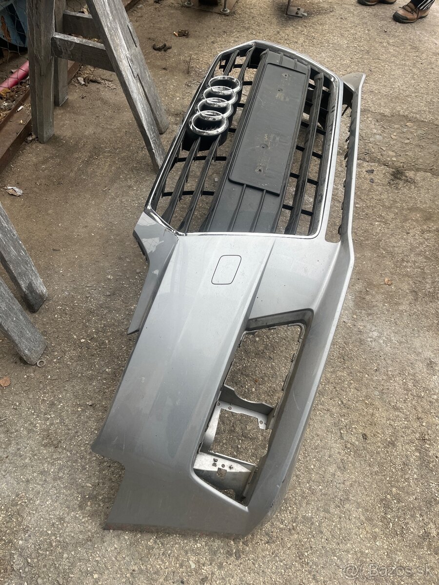 Predam predný naraznik Audi a4 8W0 807 437 - 2