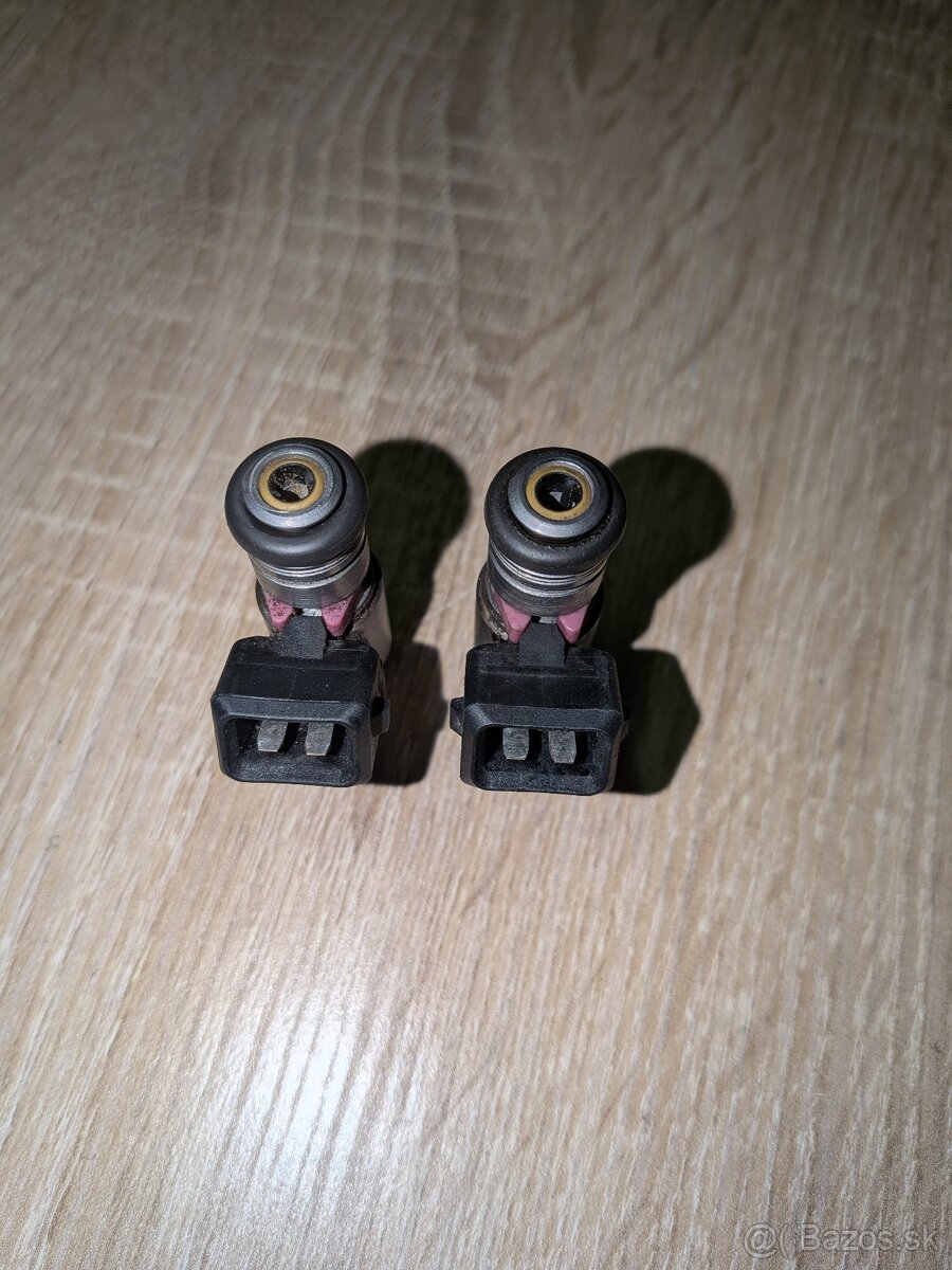 Ducati 848 vstrekovače - 2