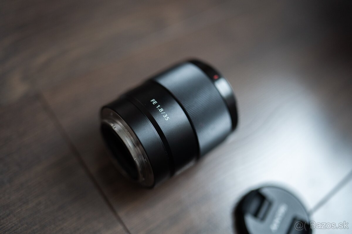 Sony FE 35mm f/1.8 (Full Frame, E-Mount) - 2