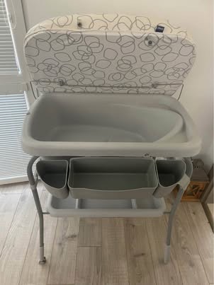 multifunkcny prebalovaci pult s vanickou Chicco - 2