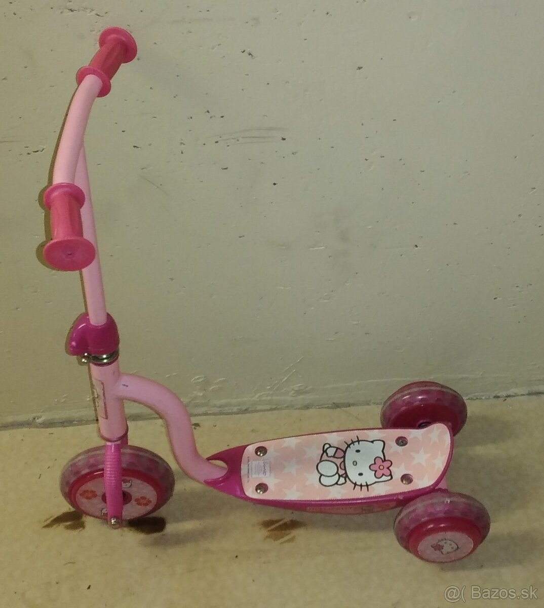 Predám detskú kolobežku Hello Kitty - 2