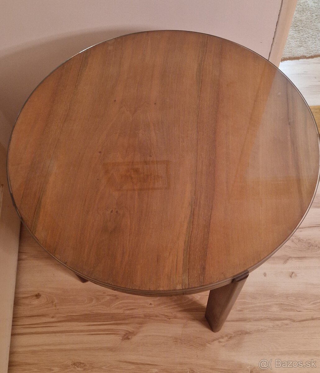 príručný stolík - 2