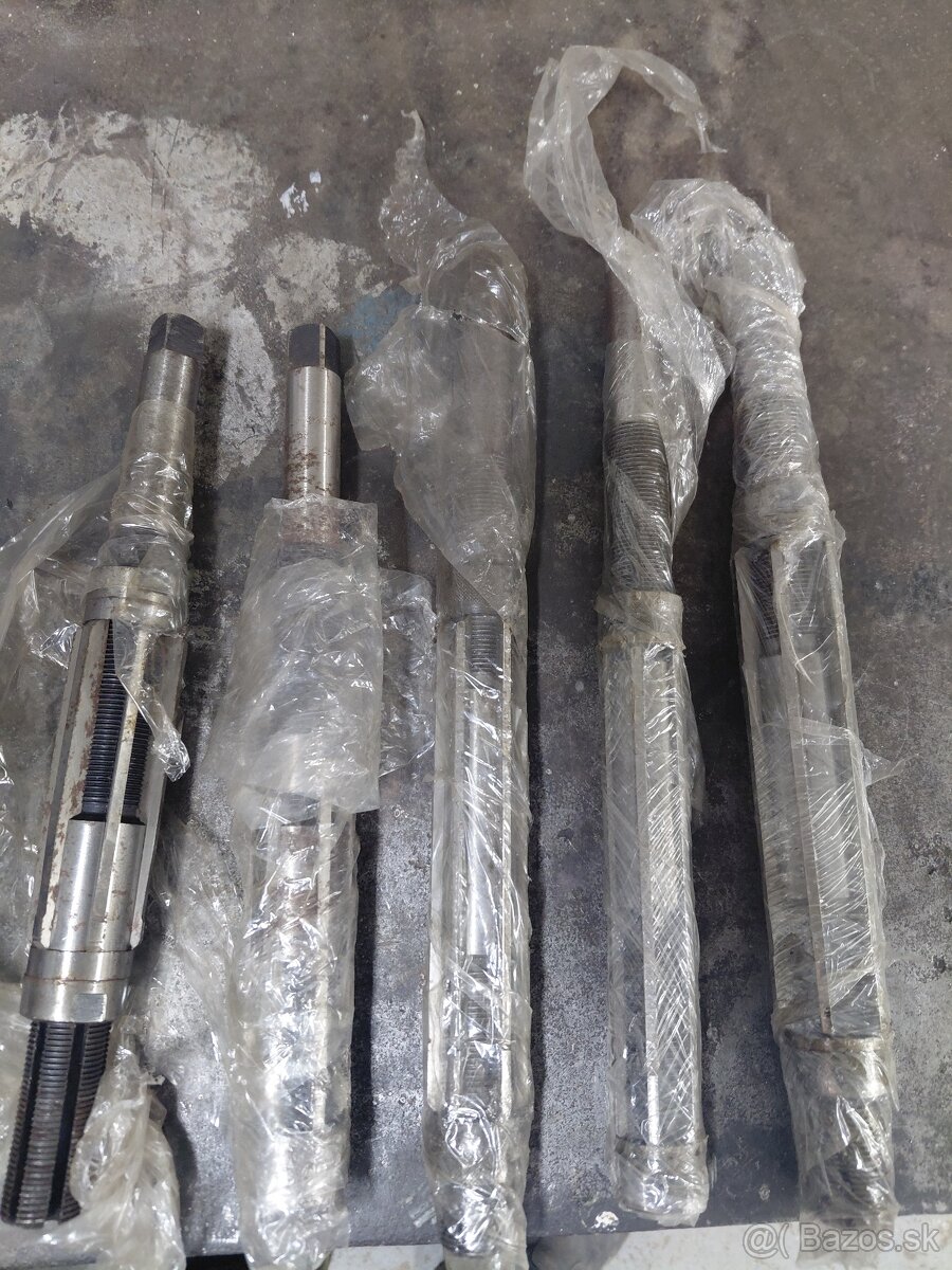 Predam ručne nastavitelne vystružniky - 2