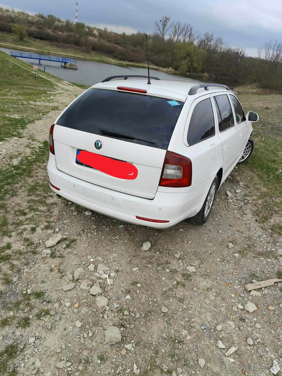 Predám škoda octavia 2 - 2