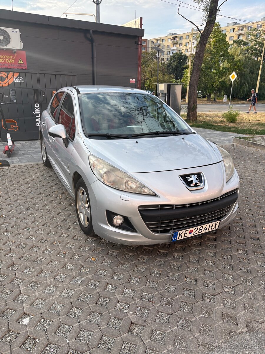 Peugeot 207 - 2