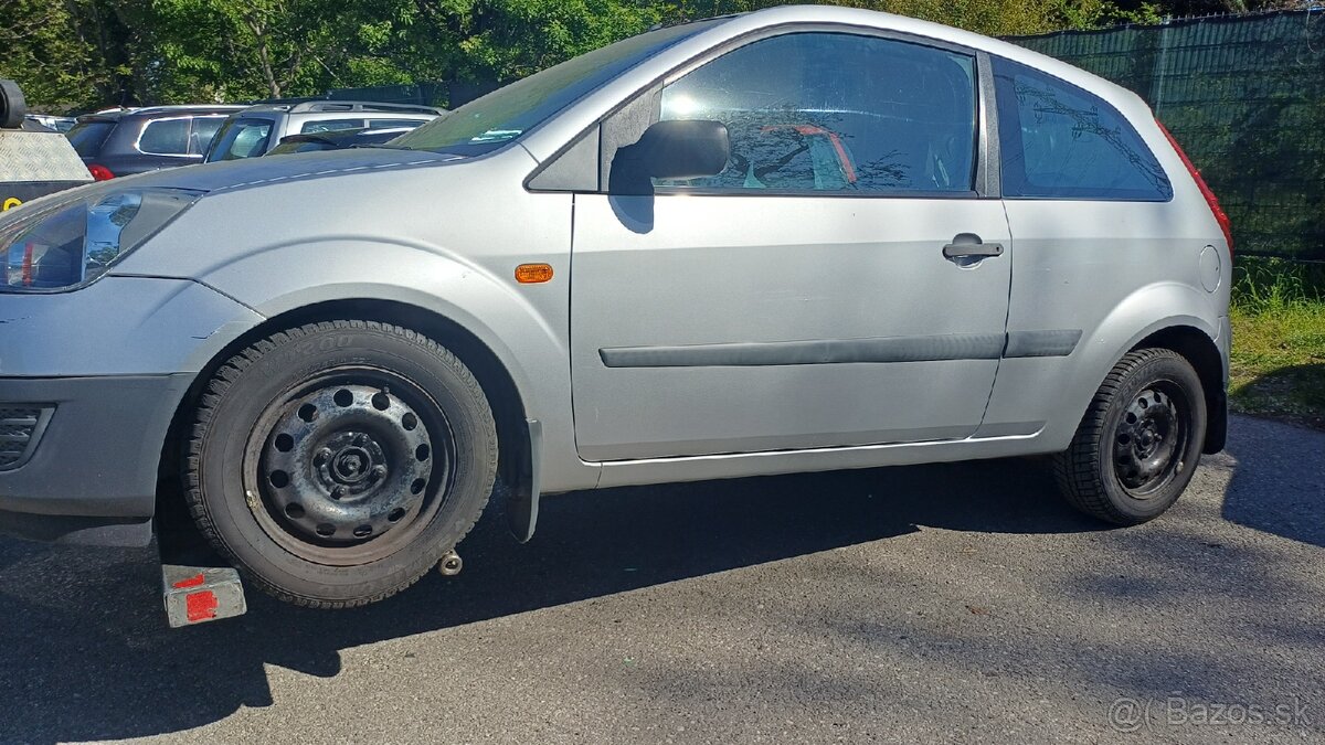 Ford Fiesta 1.3 i benzín 51kw - 2