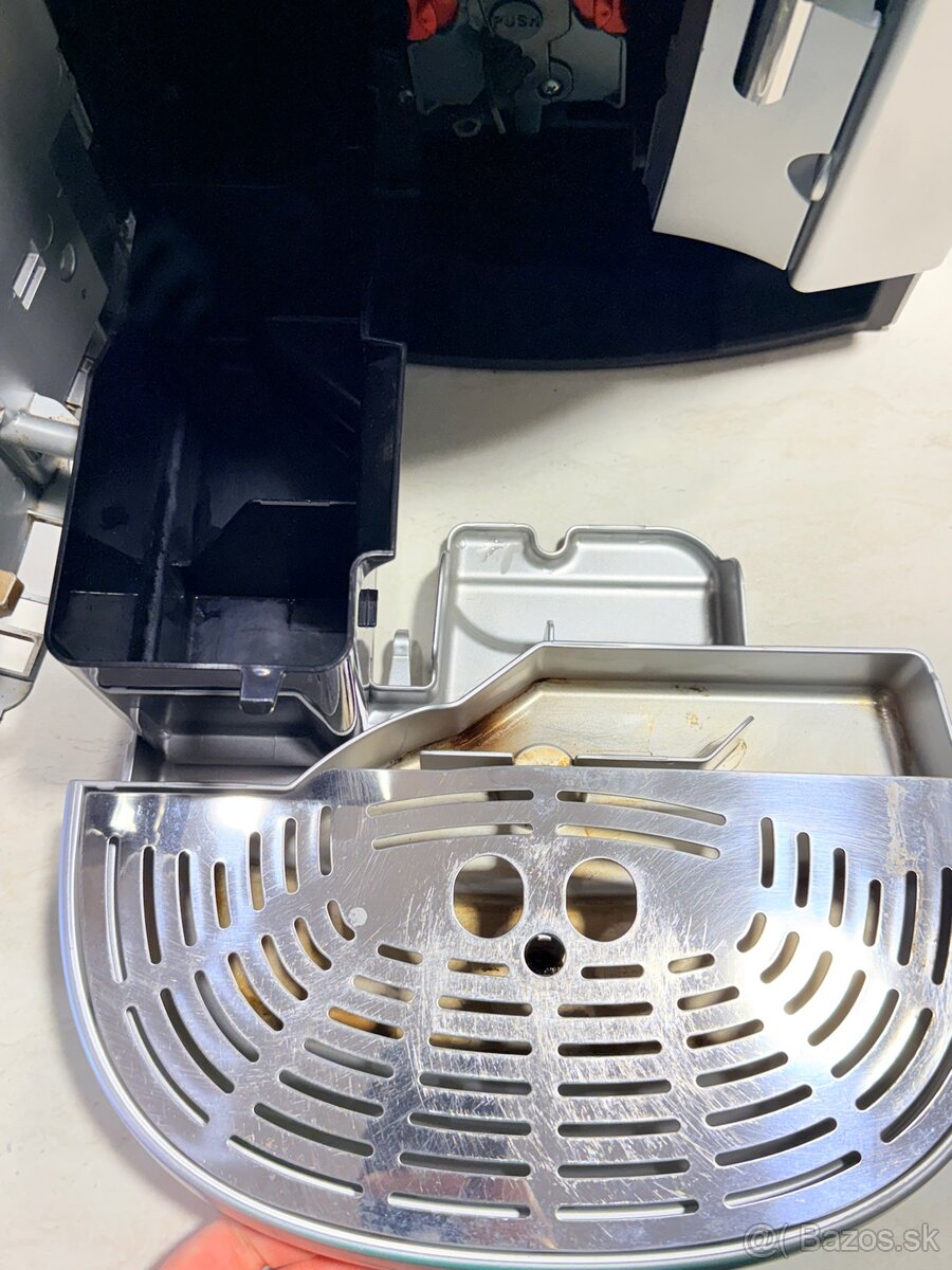 Delonghi Magnifica - 2