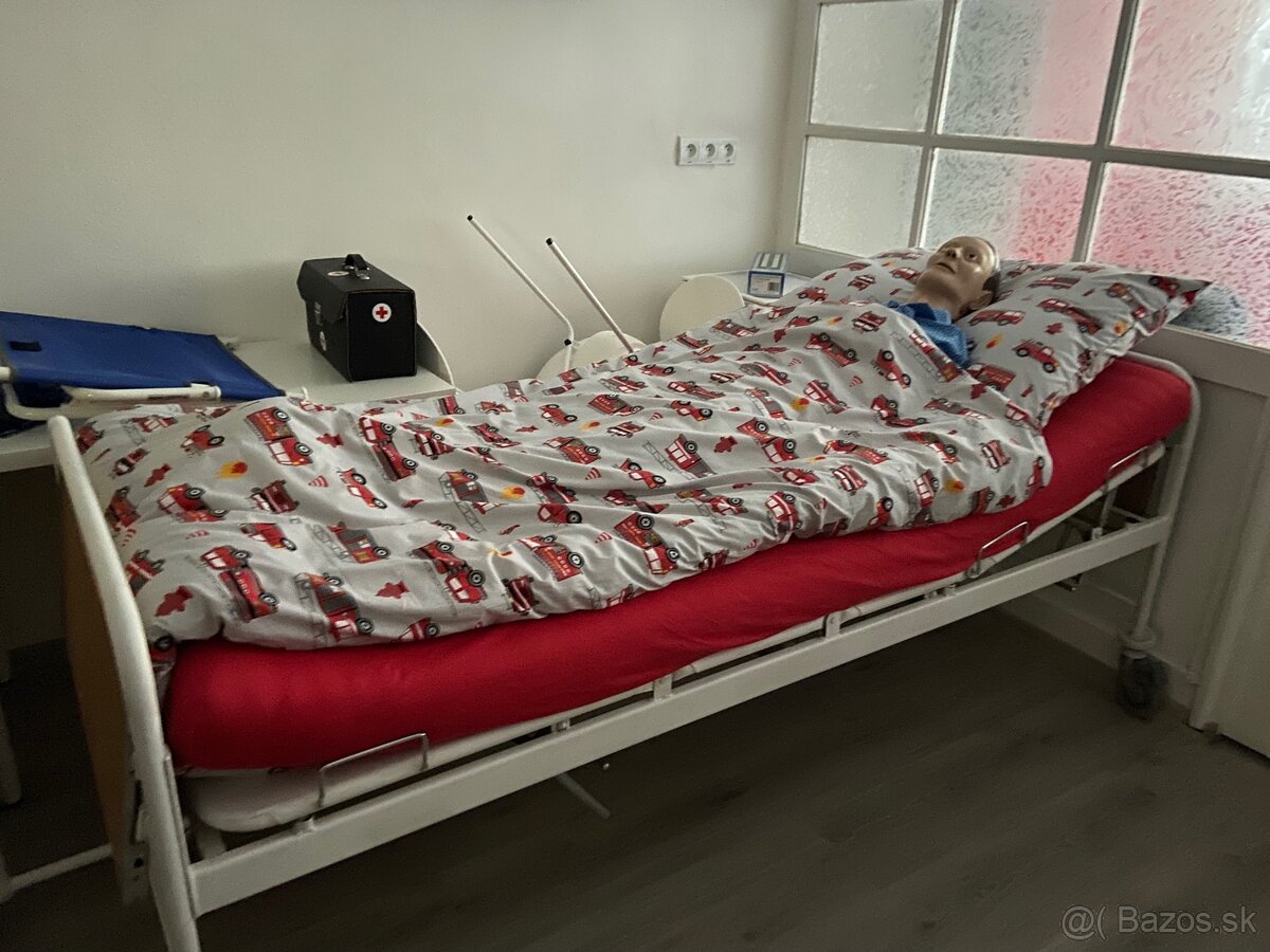 Nemocničná posteľ - 2
