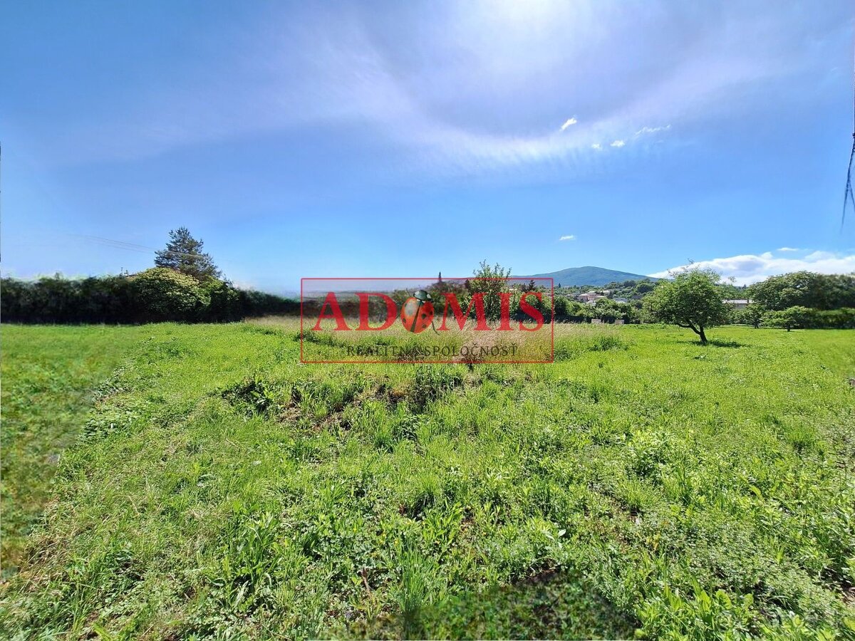 ADOMIS - predáme stavebný pozemok 615m2 Nižná Myšľa, všetky - 2