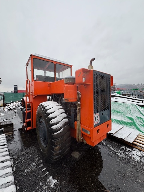 Predám valec STAVOSTROJ - 2