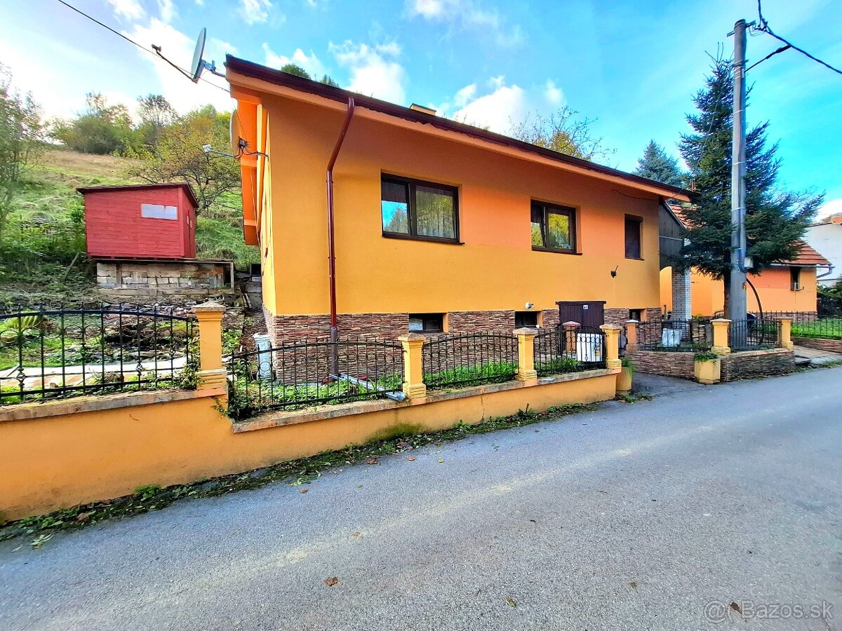 RODINNÝ DOM, KOLÁROVICE, BYTČA, NA PREDAJ - 2