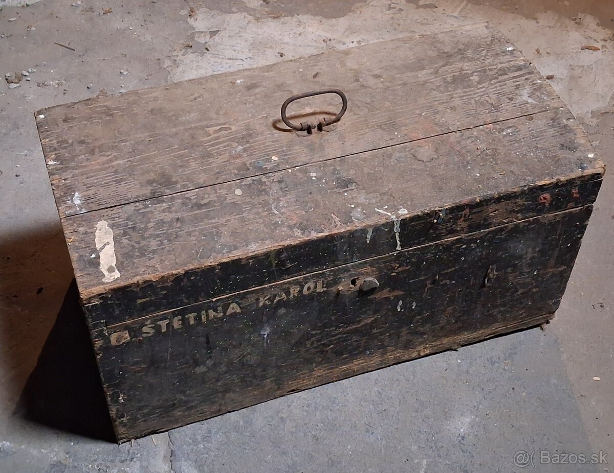 Starý vojenský kufor - 2