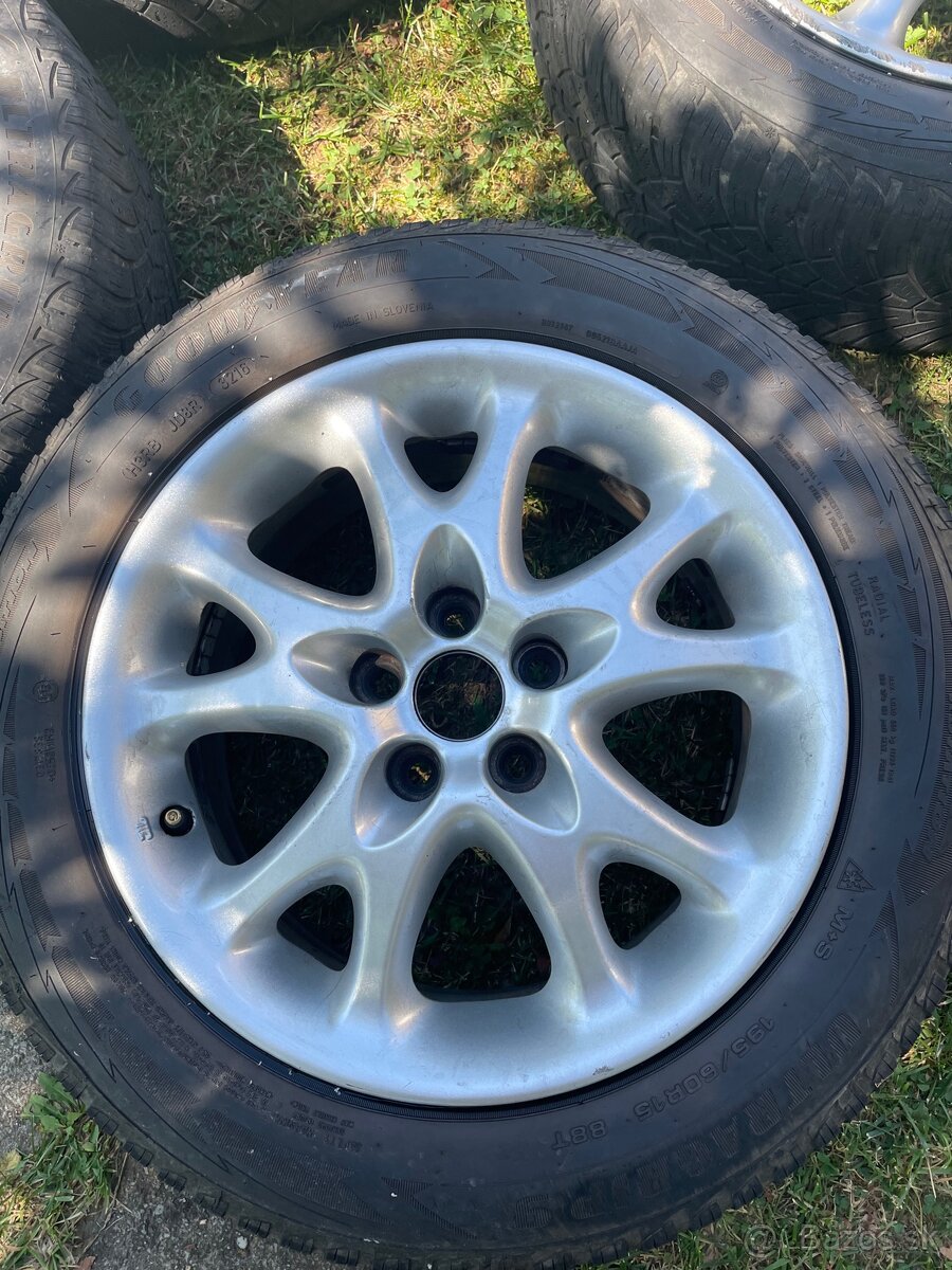 Alfa Romeo R15 elektróny - 2