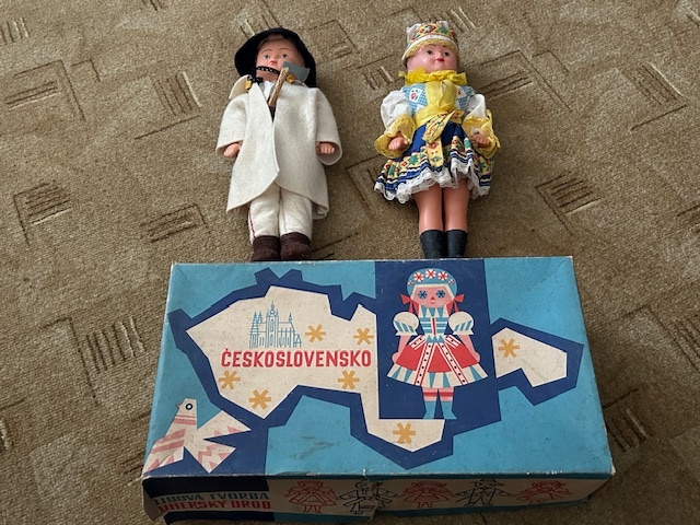 Predám folklórne bábiky - 2