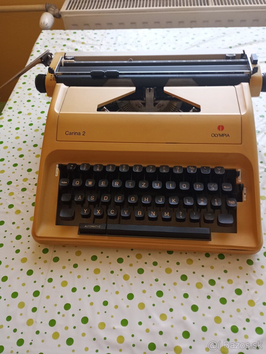 Kufríkový písací stroj - 2