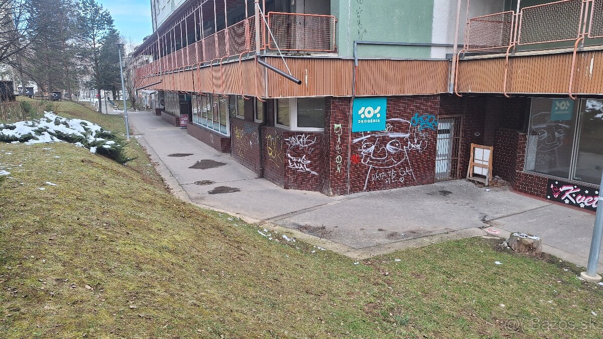 obchodny priestor 232m2 Žilina Hájik - 2