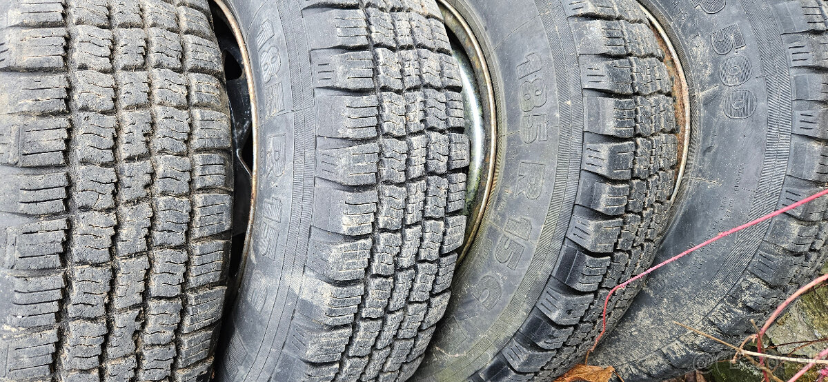 Suzuki Samurai - sada kolies - 2