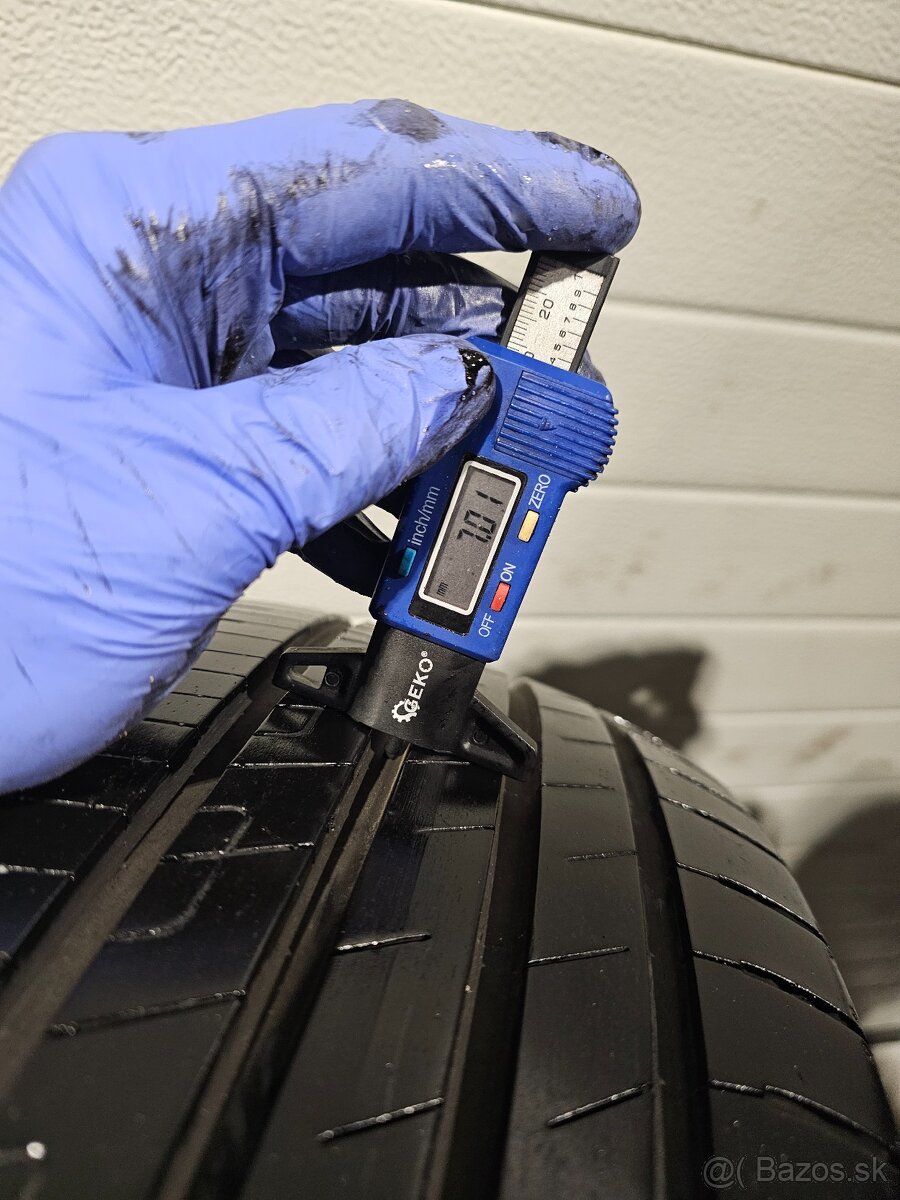 Letné Pneu GoodYear 215/60 R17 - 2