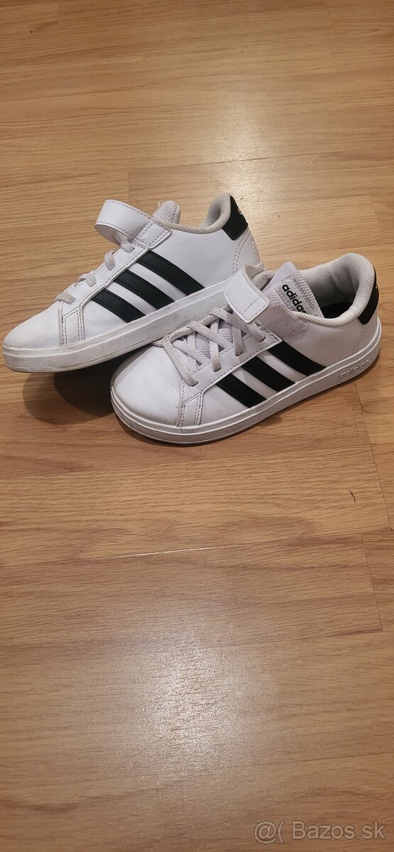 Adidas detske botasky - 2