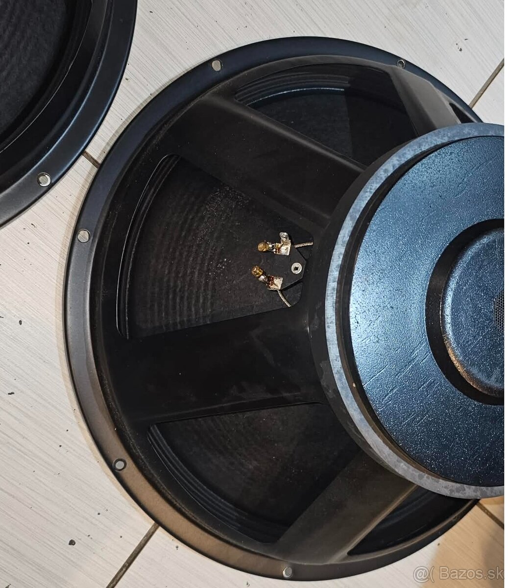 18" repro zo subwoofra - 2ks - 650W - 2