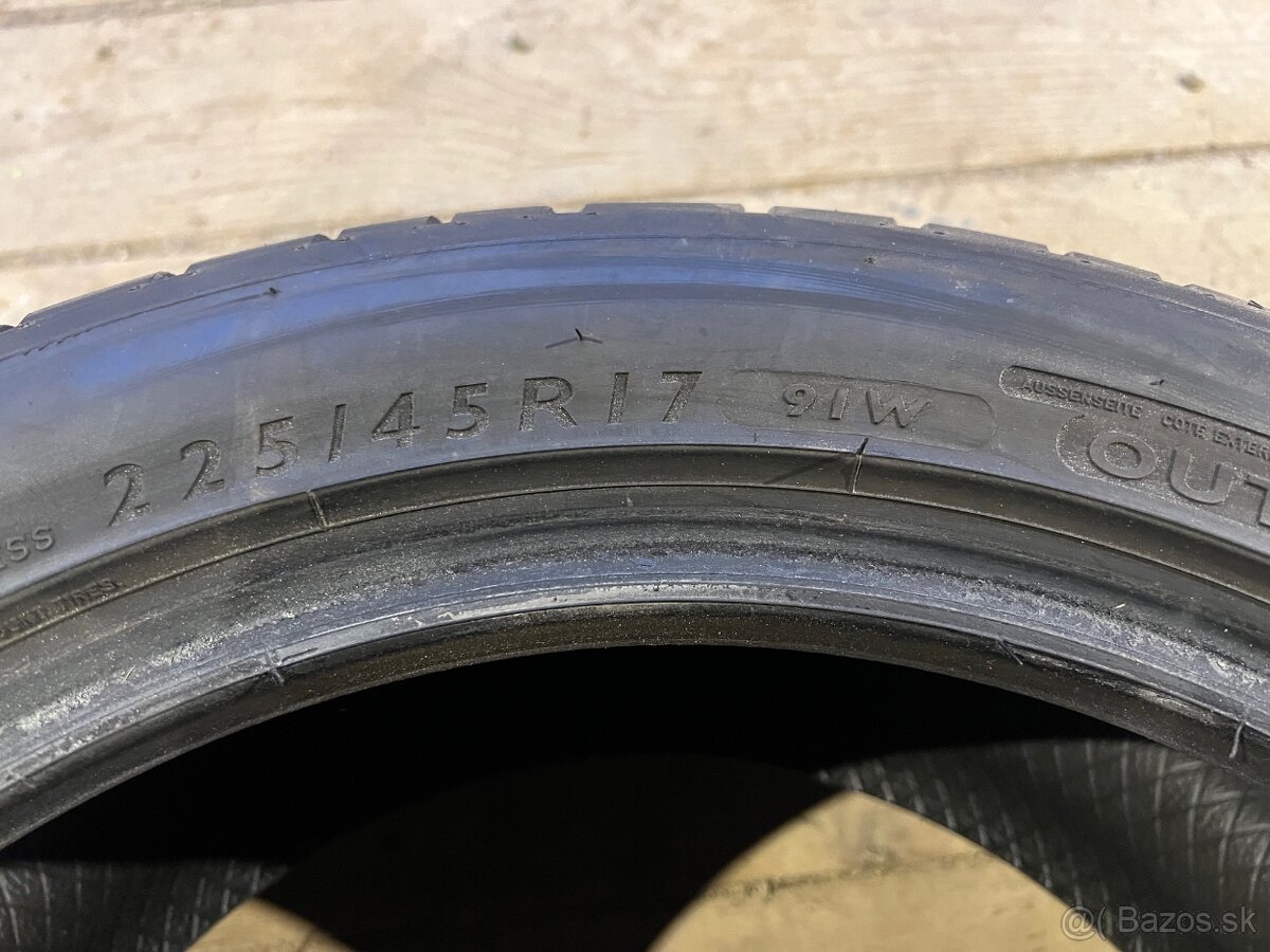 225/45R17 91W Dunlop Sport Maxx RT - 2