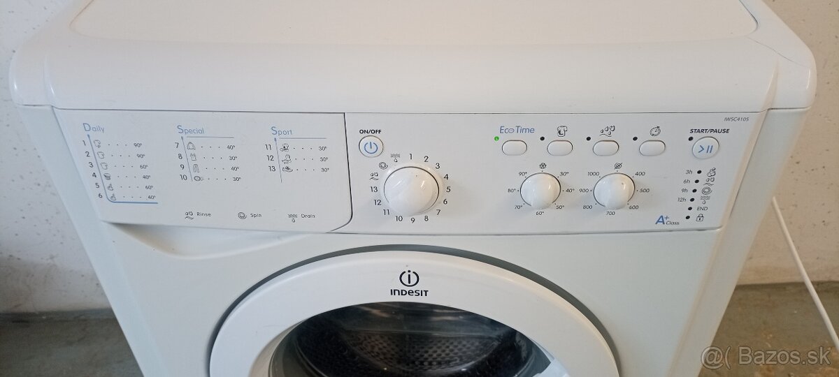 Práčka Indesit - 2