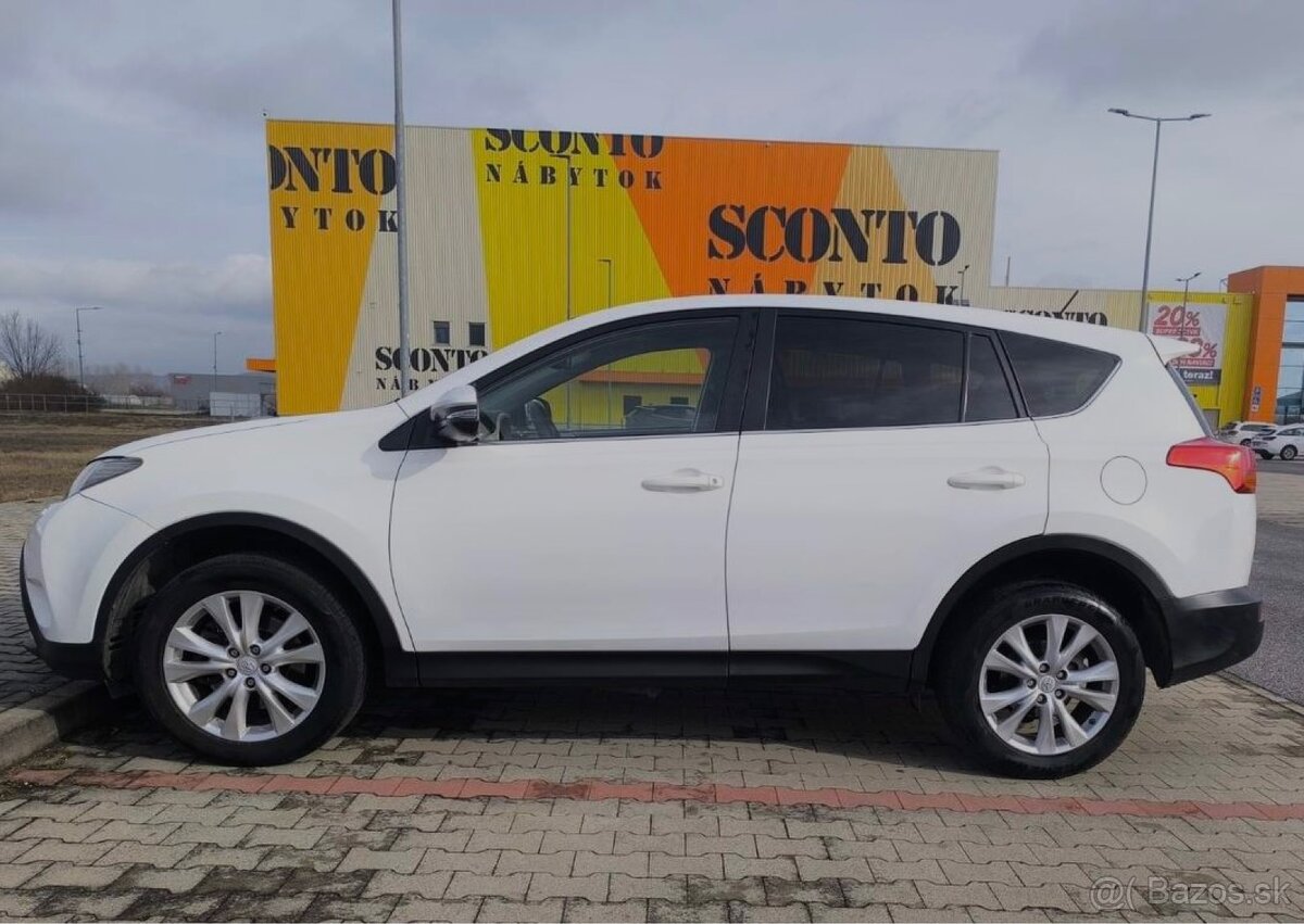 Predám Toyota RAV4 2.2 D-CAT 4×4 - 2