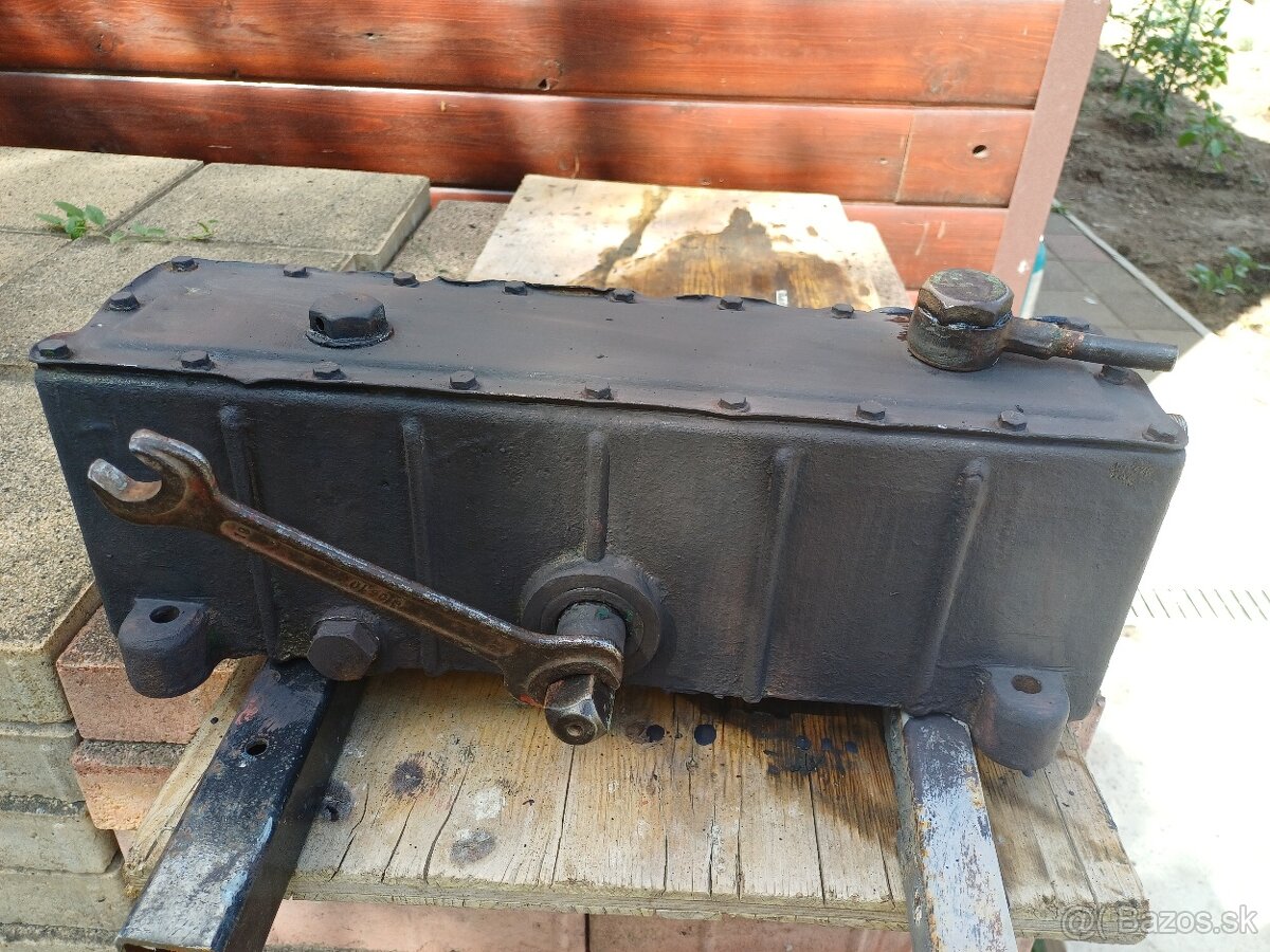 Hydraulicka nadrz - 2