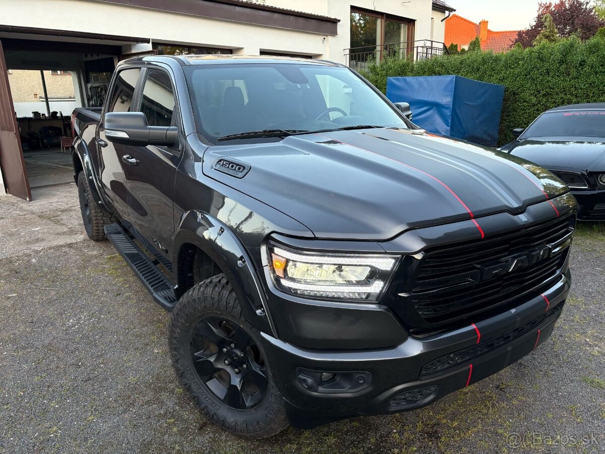 Dodge RAM 5.7 4x4 TUNING, SPORT, BLACK EDITION